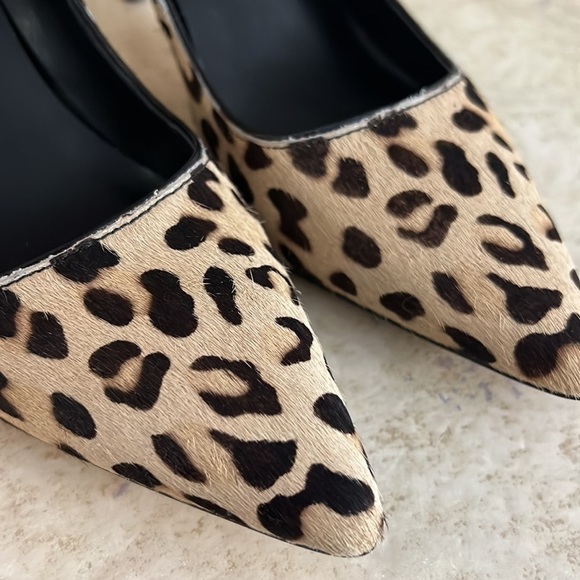 Ivanka Trump Women’s Cheetah Print Calf Hair Stiletto Heels Size 6.5M - Picture 2 of 9